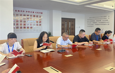 读党章.jpg